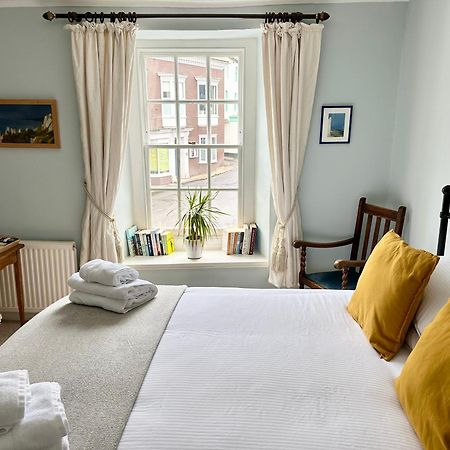 The Old Bakehouse Bed & Breakfast Colyton Exterior photo